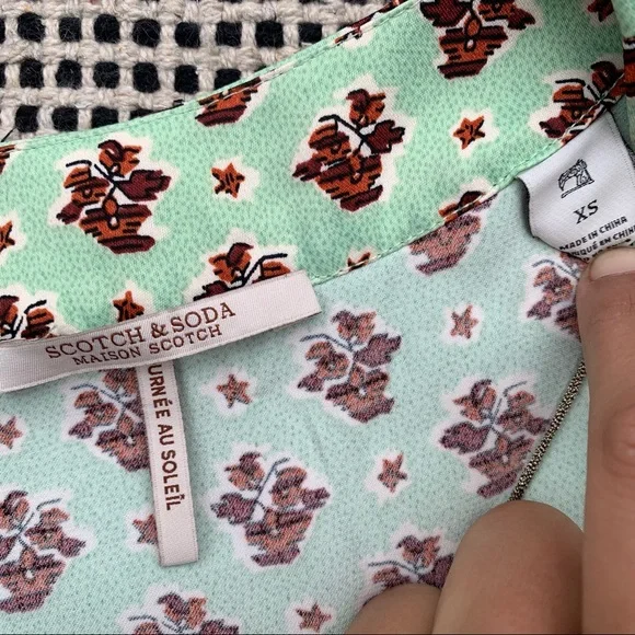 NWT Scotch & Soda Journee au Soleil Silky ½ Sleeve Robe size XS - Picture 6 of 6